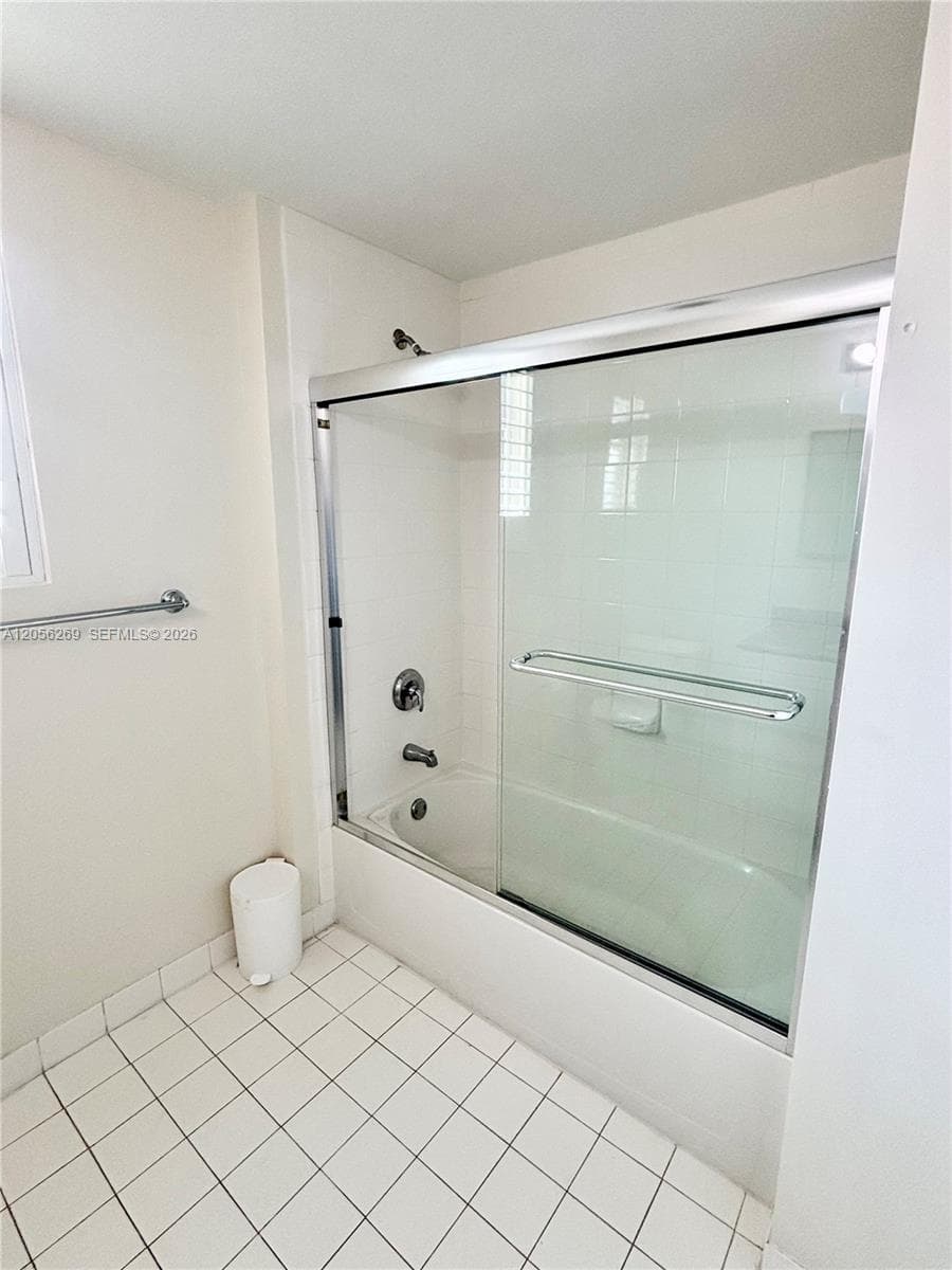 Downtown Dadeland · #606 in Miami - Photo 8
