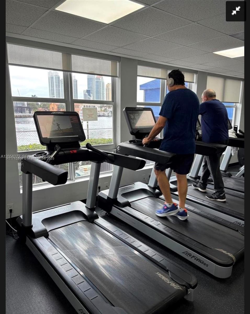 Mystic Pointe Tower 200 · #304 in Aventura - Photo 34