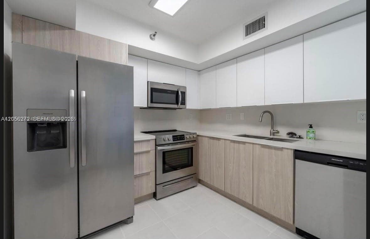 Mystic Pointe Tower 200 · #304 in Aventura - Photo 8