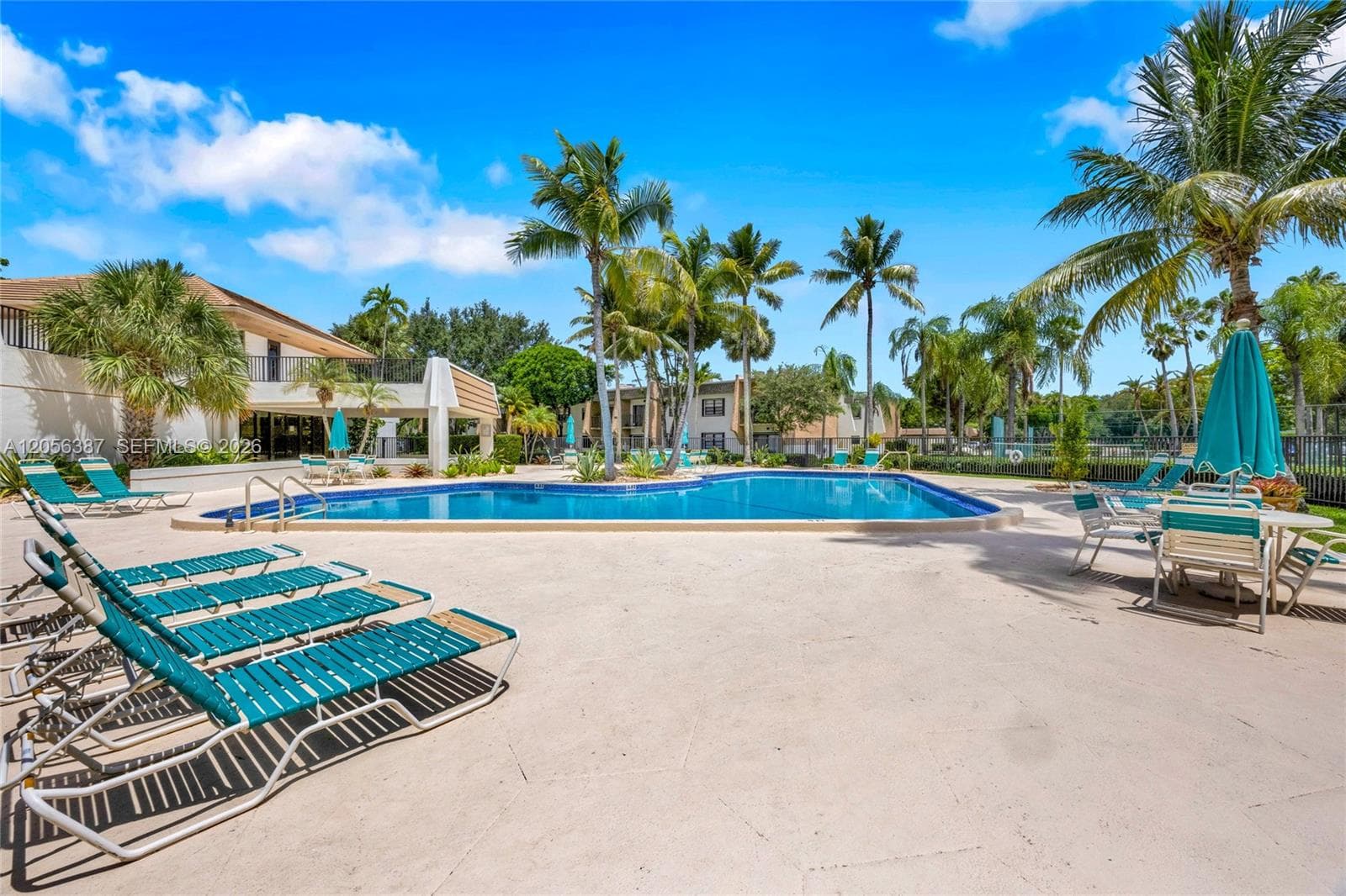 SUNRISE POINT CONDO BLDG · #207 in Pinecrest - Photo 20
