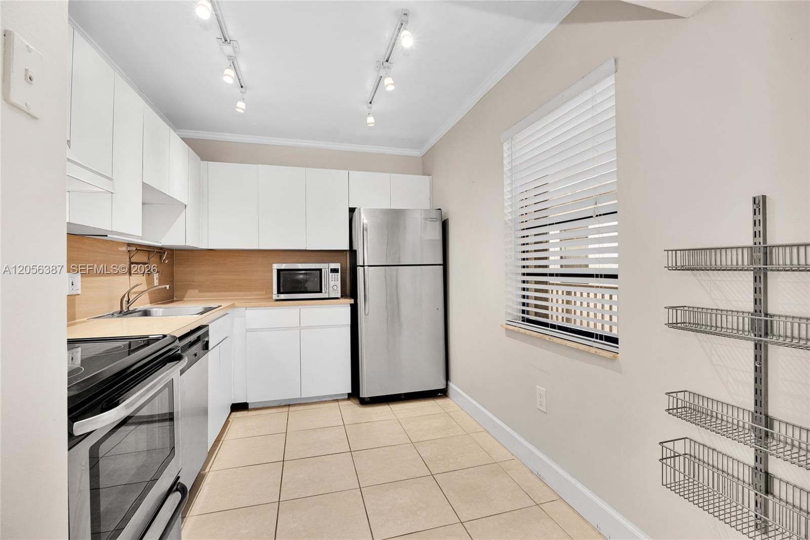 SUNRISE POINT CONDO BLDG · #207 in Pinecrest - Photo 10