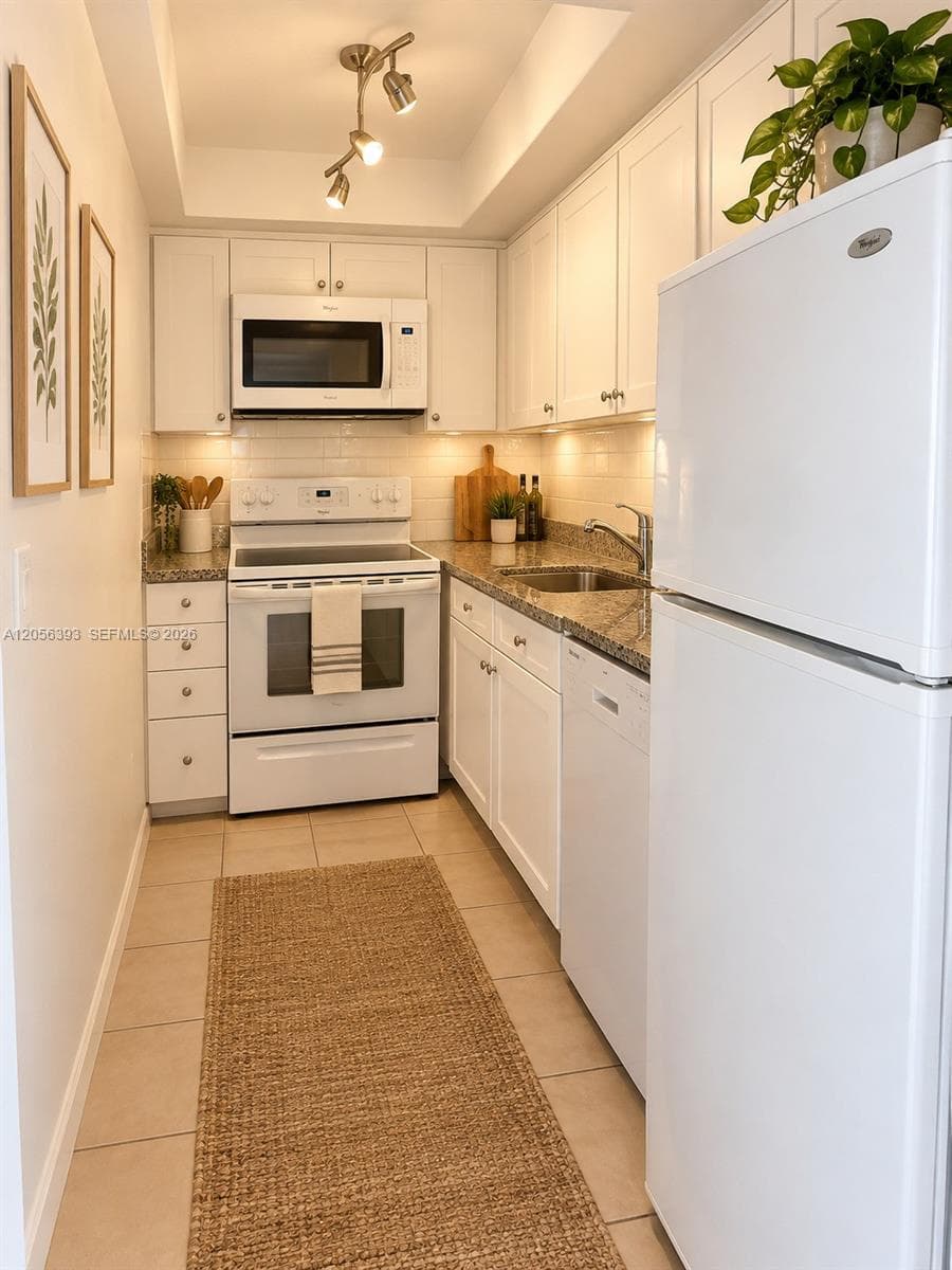 SUNSET VILLAS · #306-1 in Miami - Photo 3