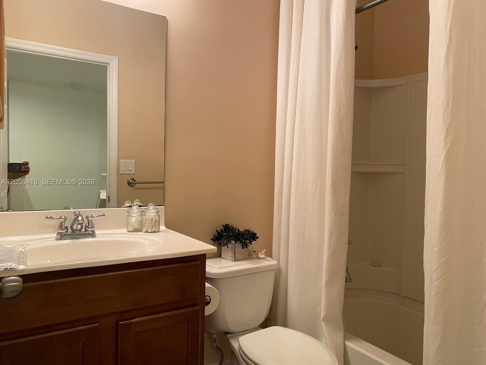 657 SE 31st Ave #0 photo 11