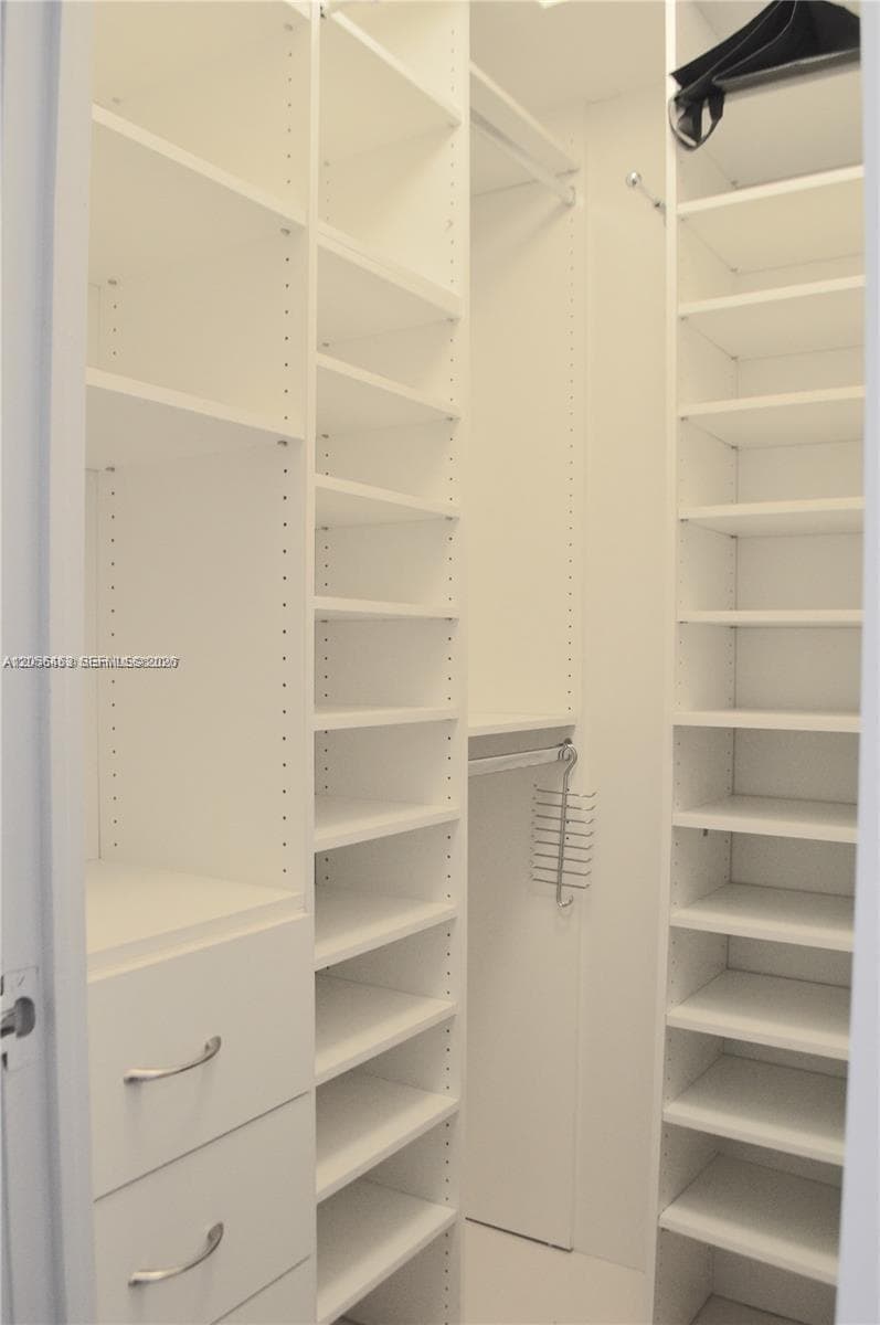 BAYSHORE CO OP INC · #1003 in Miami - Photo 14