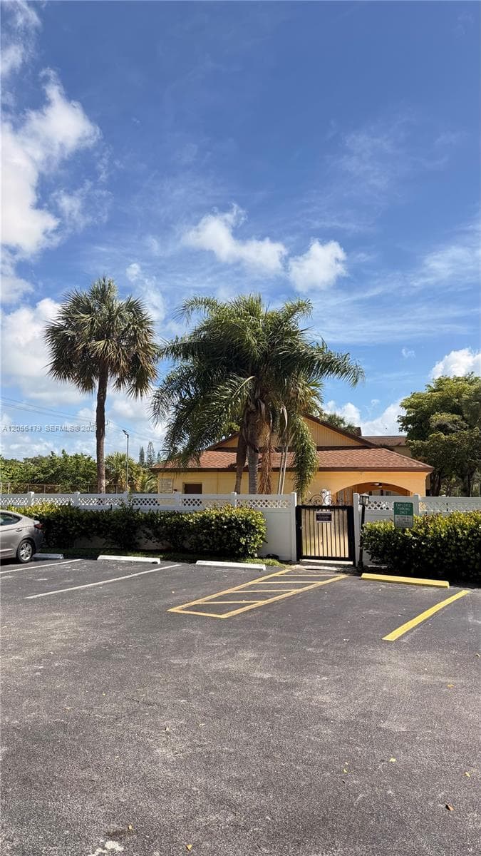 CASA DEL RIO CONDO · #1100 in Boca Raton - Photo 22