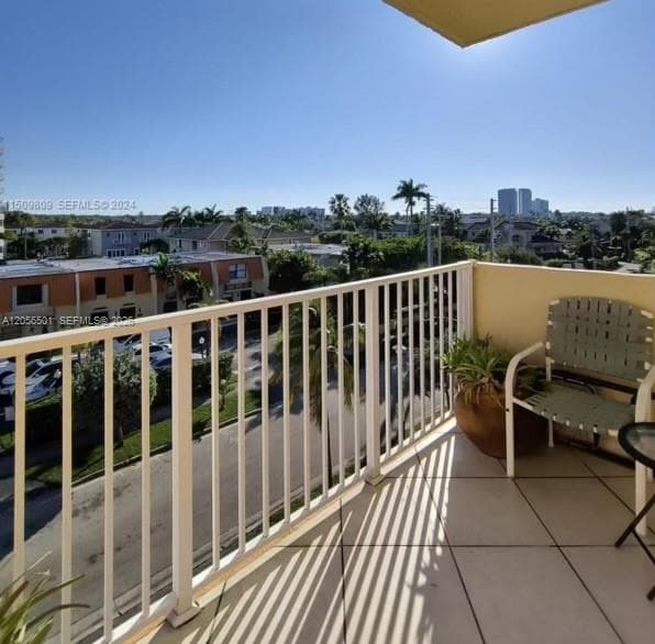 LA CANADIENNE CONDO · #408 in North Miami Beach - Photo 12