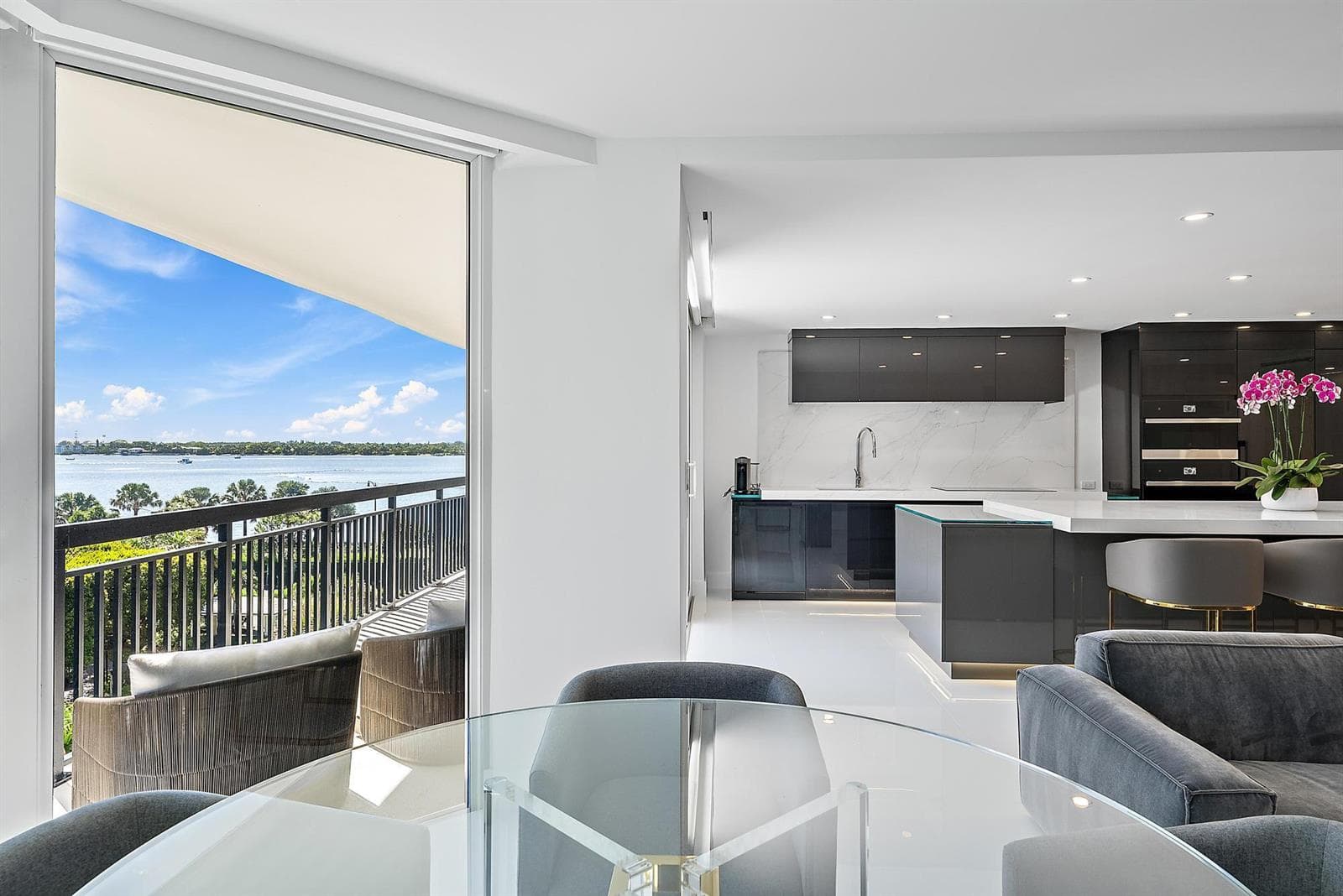 3140 S Ocean Blvd 502S-16
