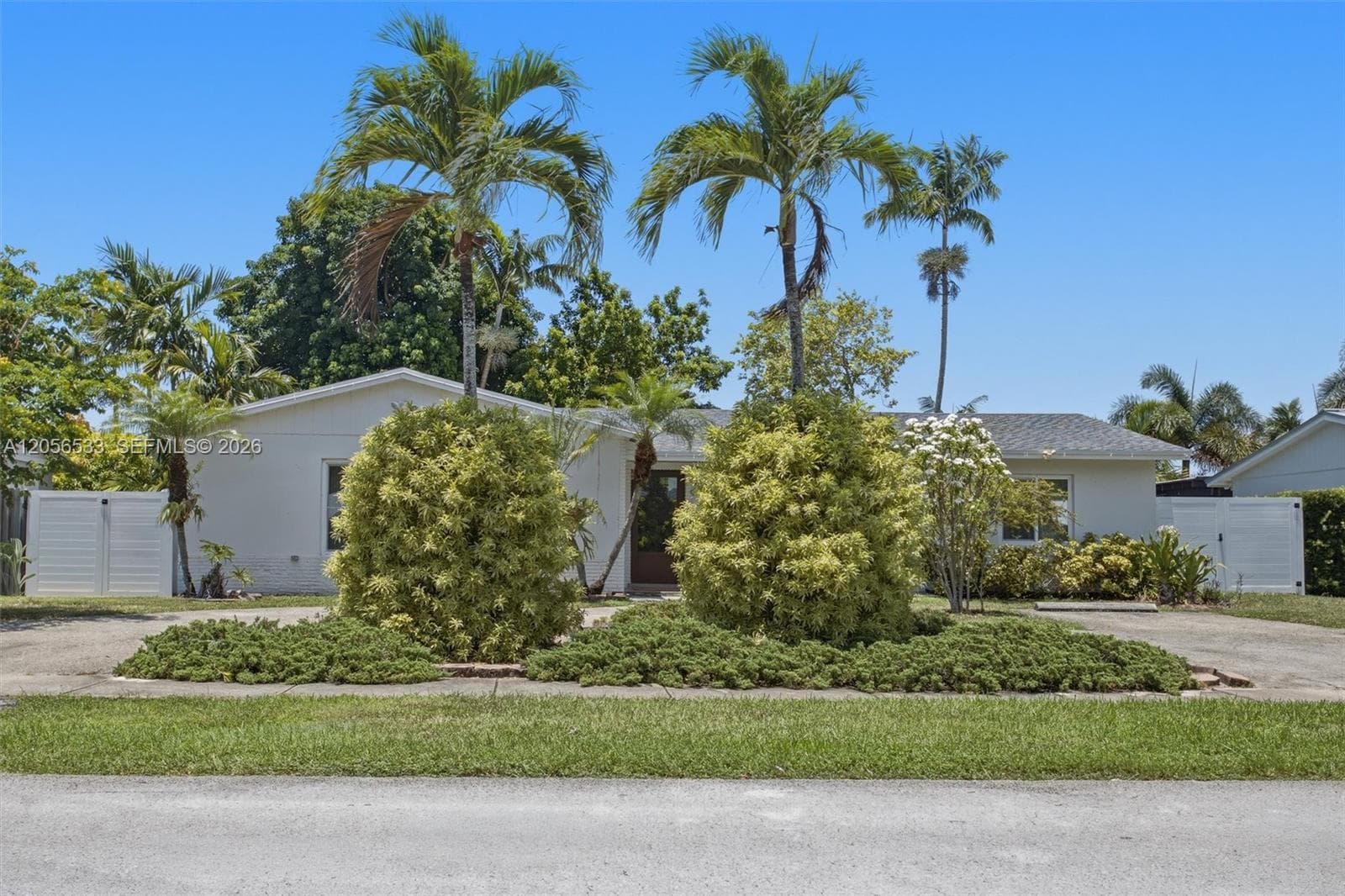 9123 SW 181st St photo 3