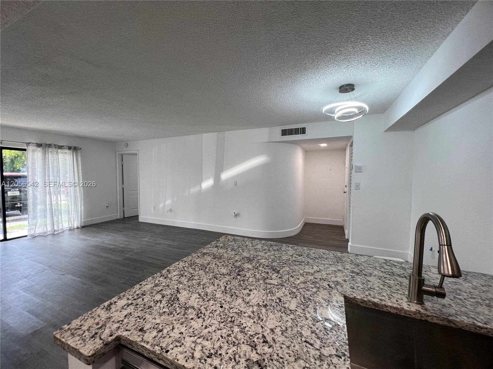 VILLA BELLINI CONDO · #104 in Hialeah - Photo 17