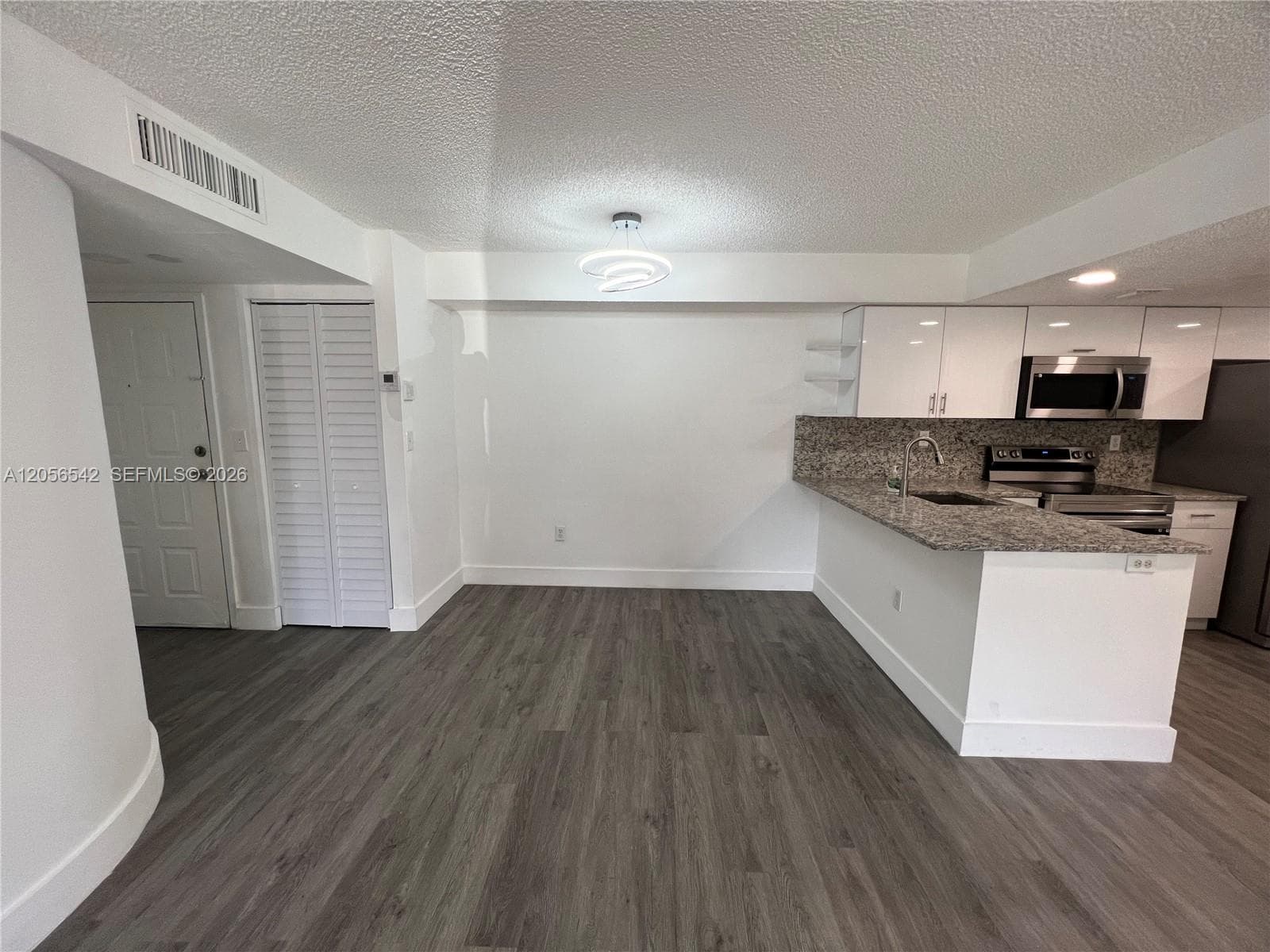 VILLA BELLINI CONDO · #104 in Hialeah - Photo 24
