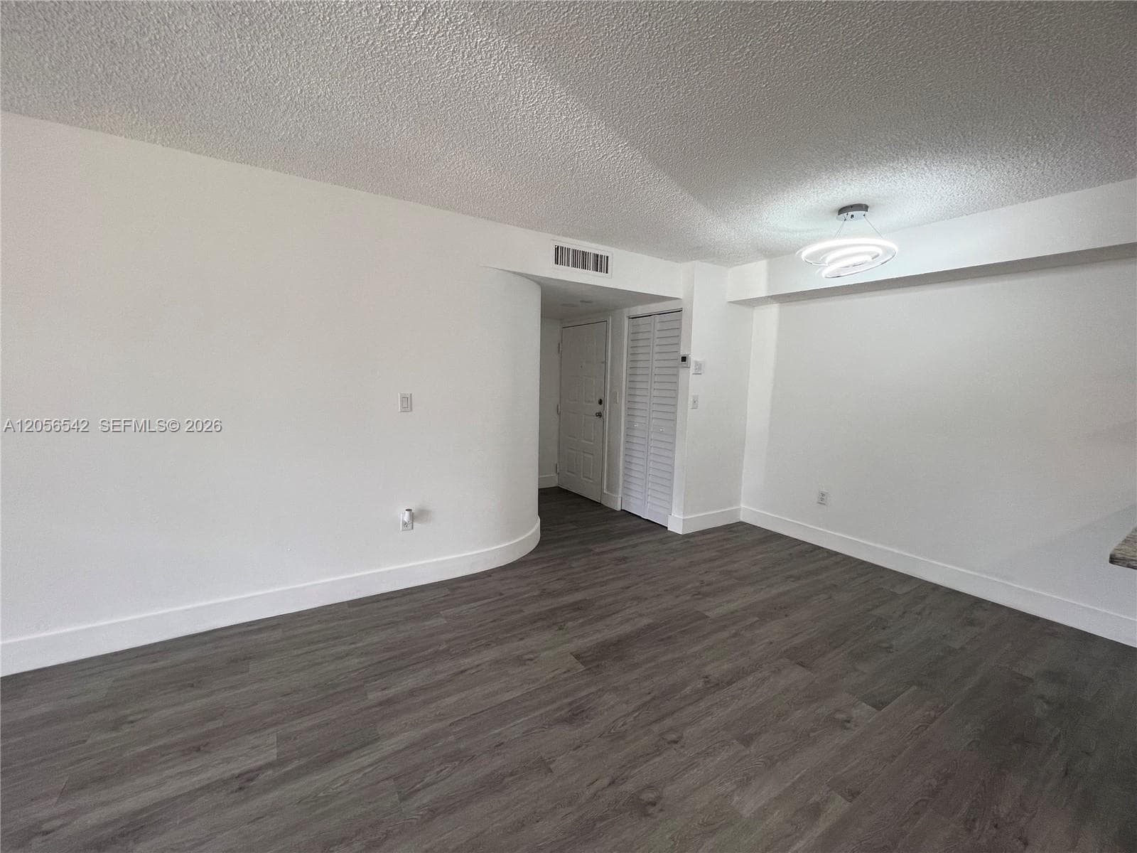 VILLA BELLINI CONDO · #104 in Hialeah - Photo 4