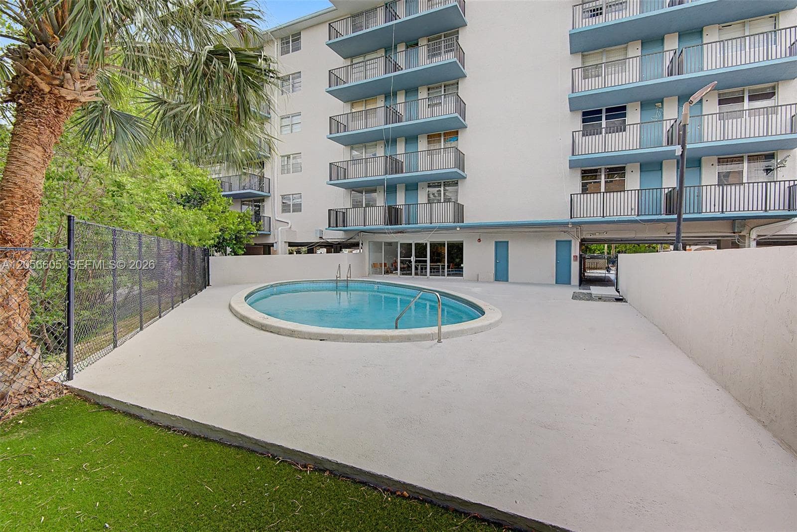 Coronado Towers Condo · #402 in North Miami - Photo 17