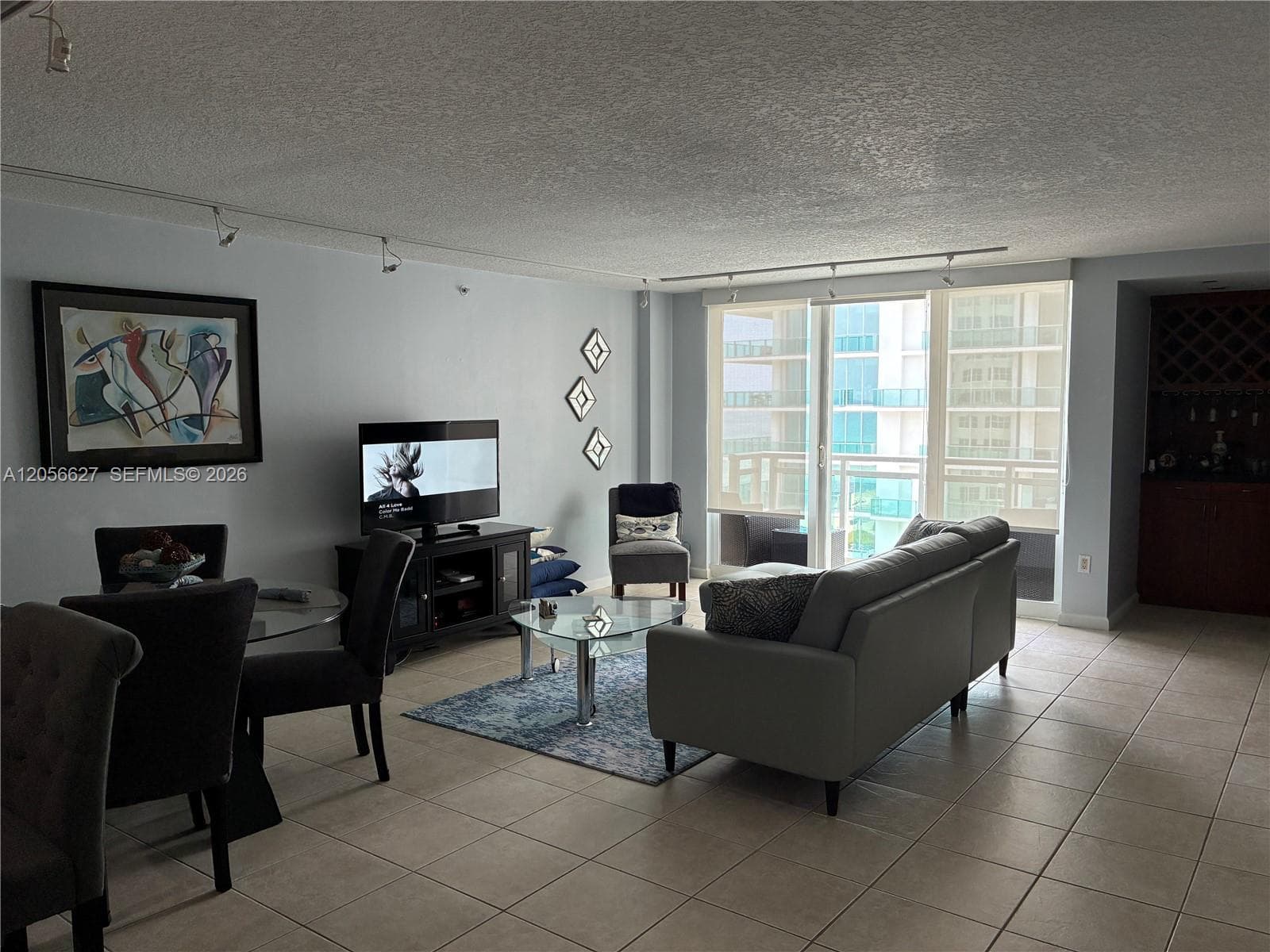 THE COLLINS CONDO · #1207 in Miami Beach - Photo 2