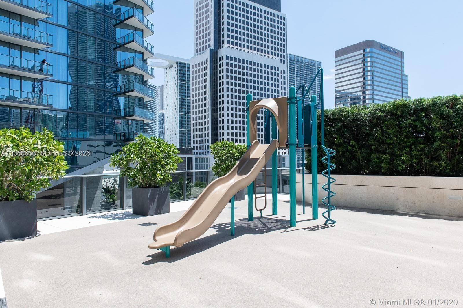 SLS Lux · #2706 in Miami - Photo 19