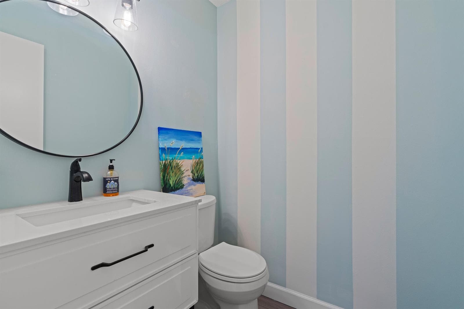 Powder Room DSC06754-Edit-SMALL