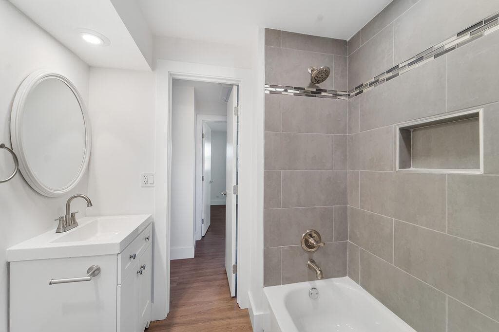 4317BirdwoodSt17-2