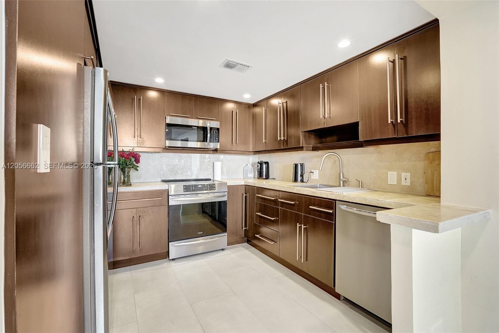 ELDORADO · #2310 in Aventura - Photo 11
