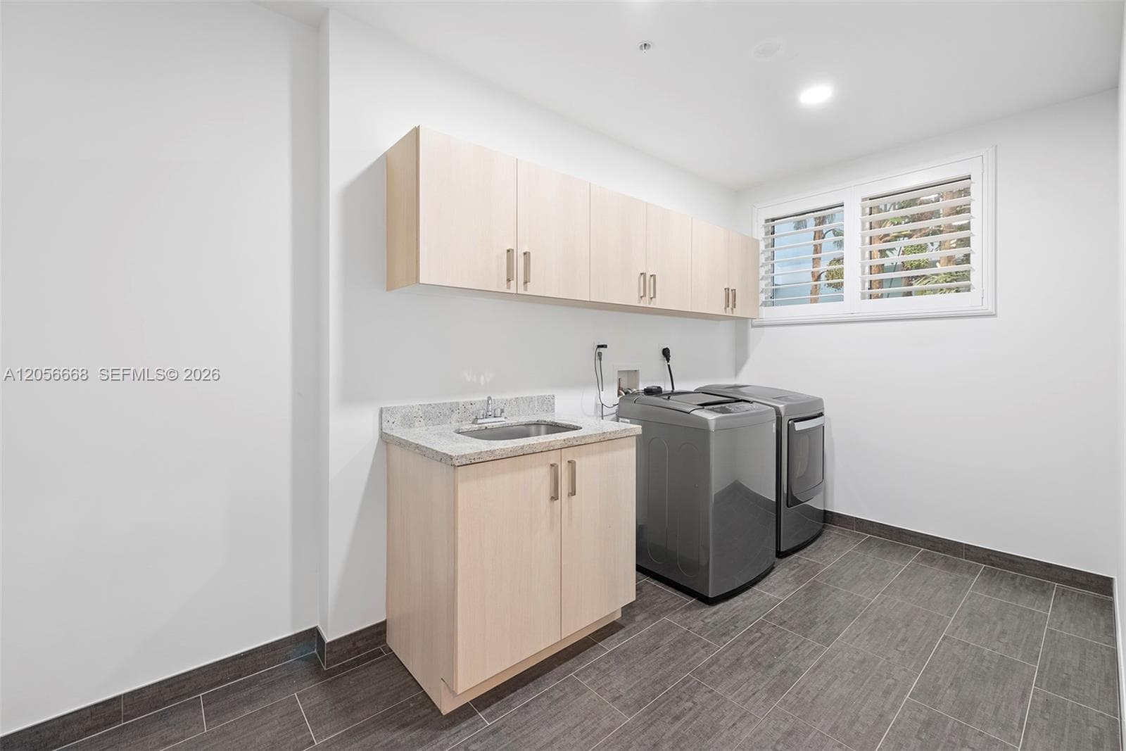 348 Elm St # 10 #B-10 photo 27