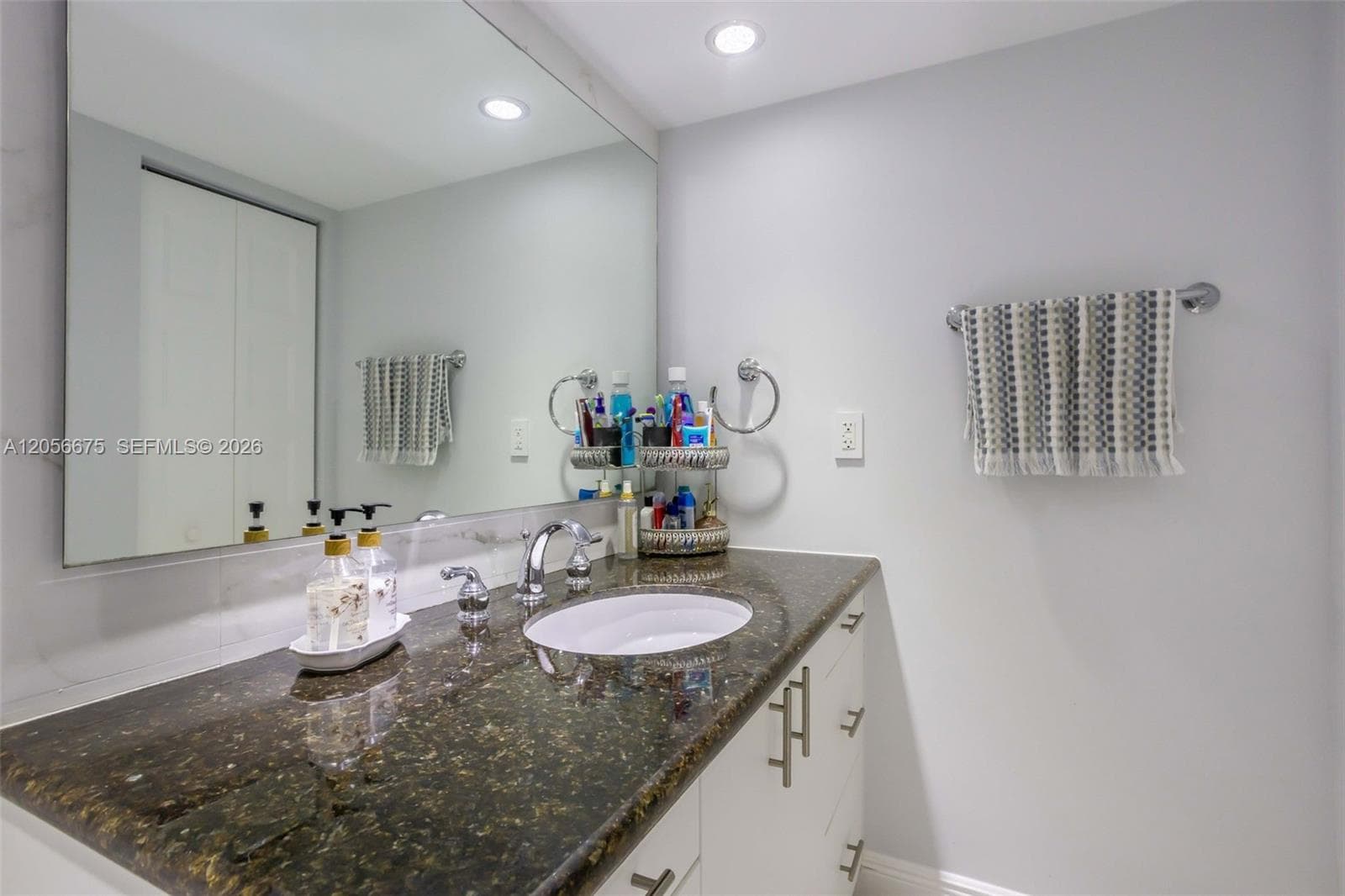 ANCHOR BAY CLUB CONDO · #PH3A in Hallandale Beach - Photo 17