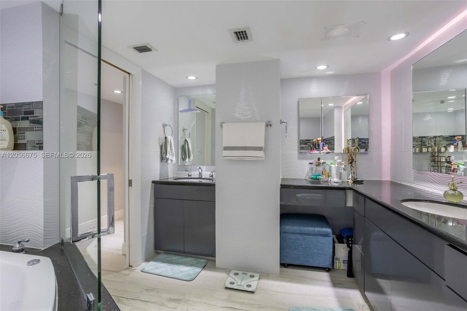 ANCHOR BAY CLUB CONDO · #PH3A in Hallandale Beach - Photo 20