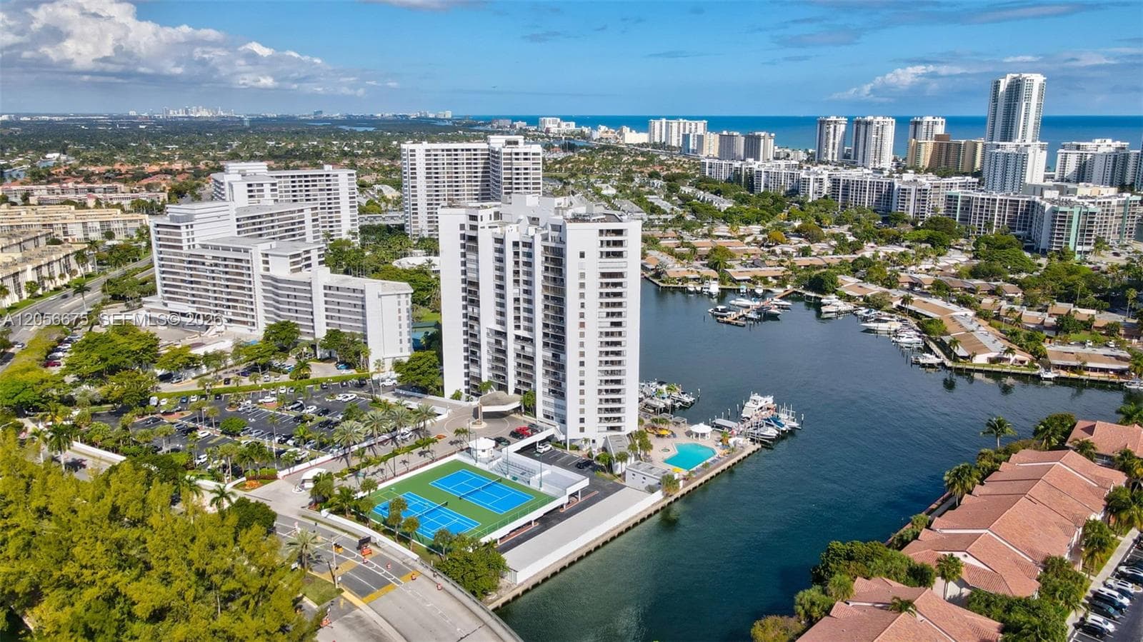 ANCHOR BAY CLUB CONDO · #PH3A in Hallandale Beach - Photo 38