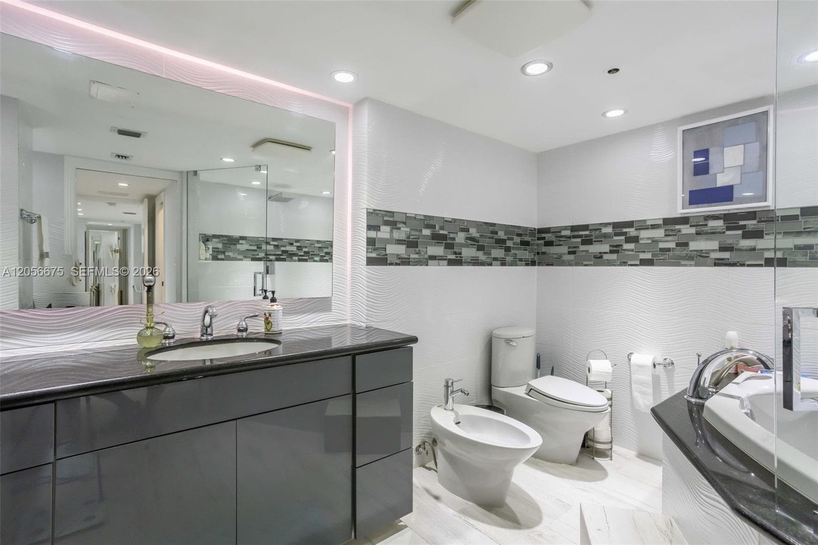 ANCHOR BAY CLUB CONDO · #PH3A in Hallandale Beach - Photo 19