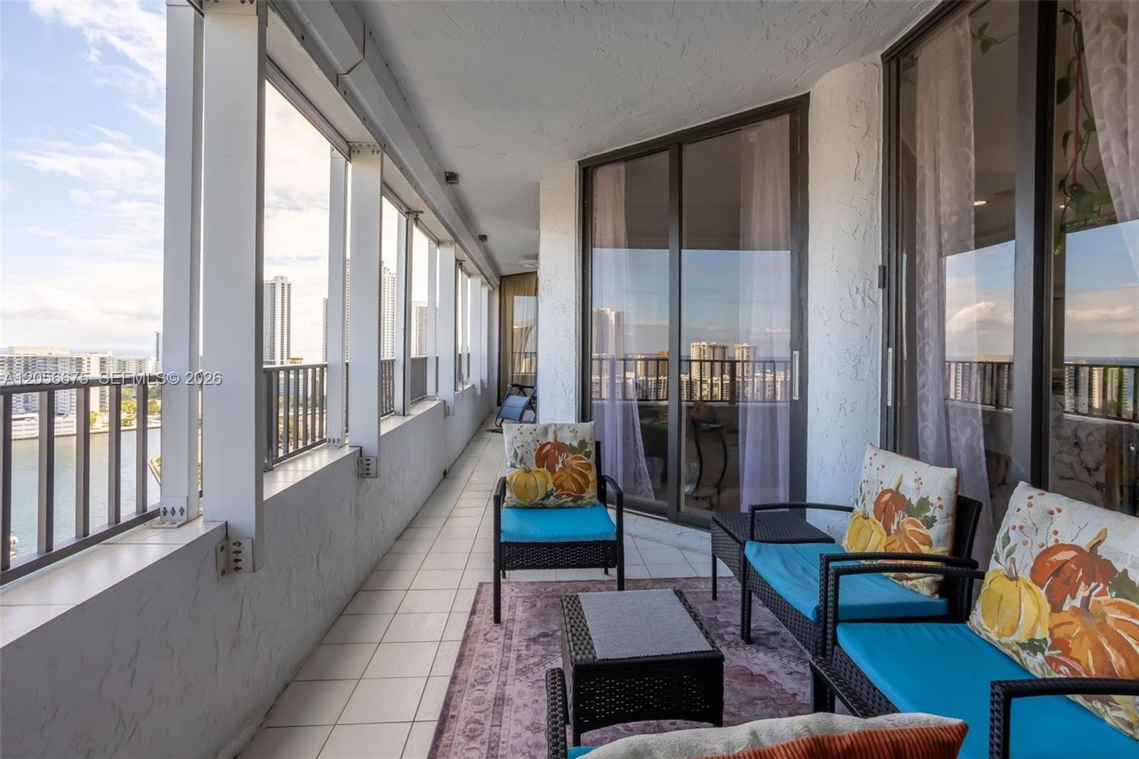 ANCHOR BAY CLUB CONDO · #PH3A in Hallandale Beach - Photo 4