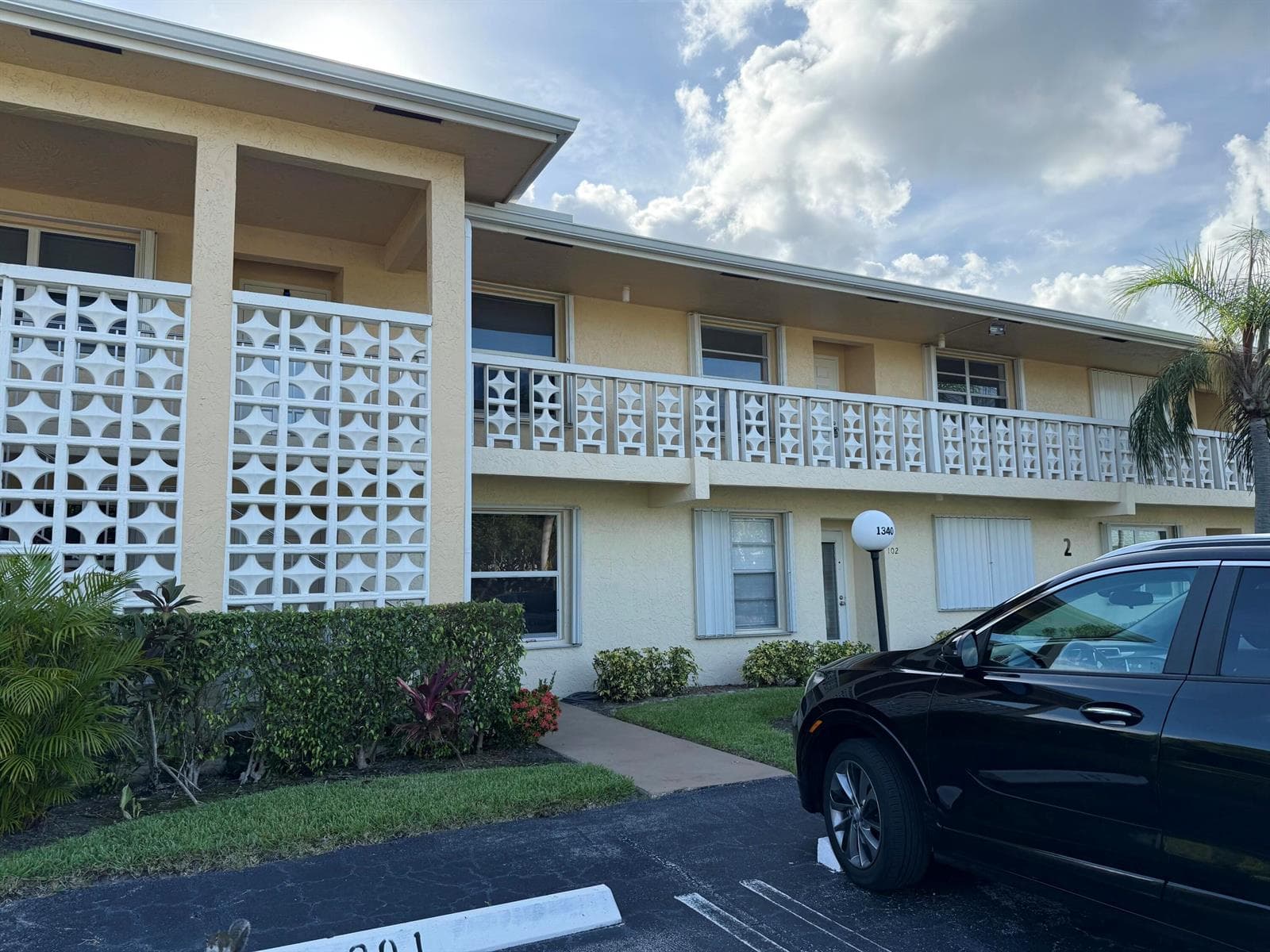 FRONT EXTERIOR