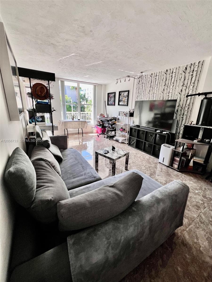 Lincoln Towers · #D304 in Miami Beach - Photo 16