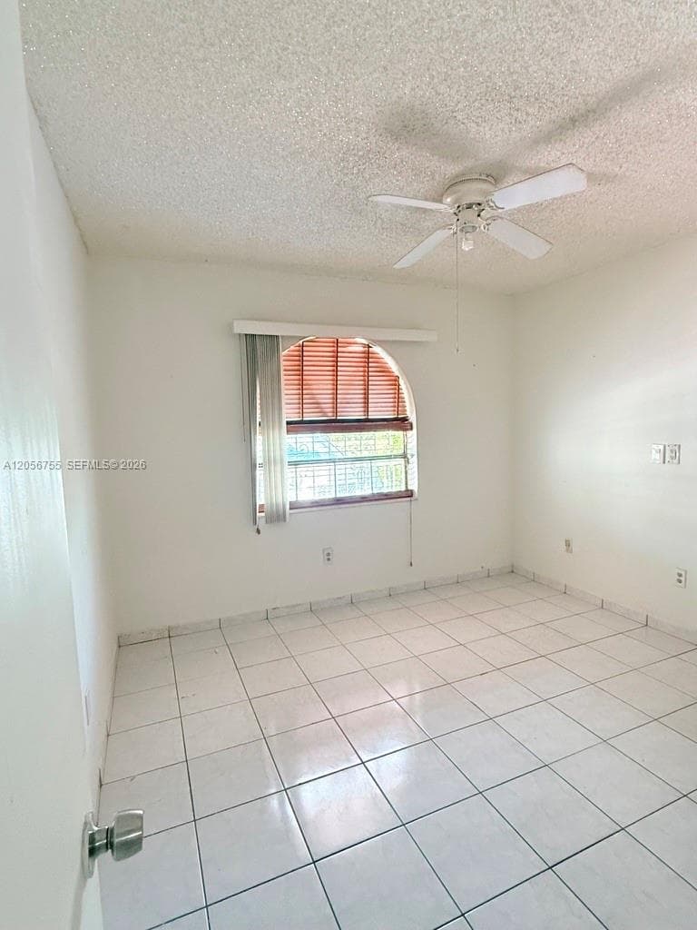 5941 W 20th Ln photo 17