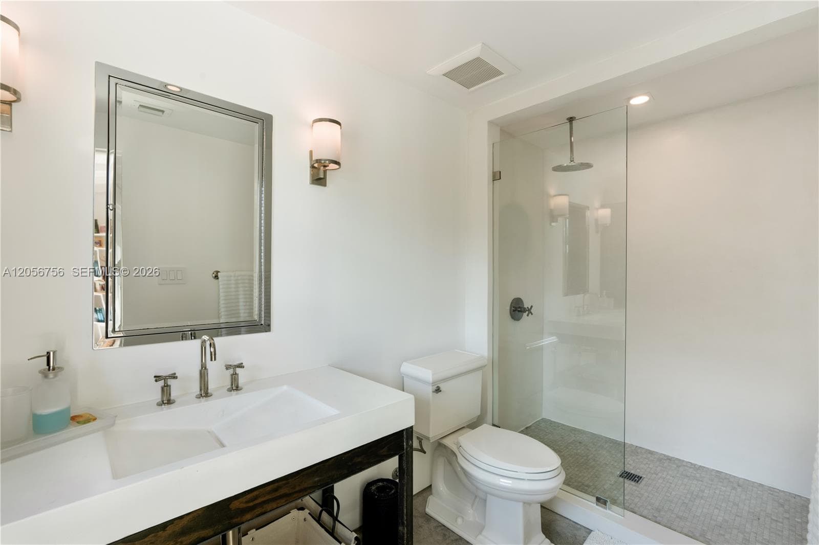 270 Island Dr photo 12