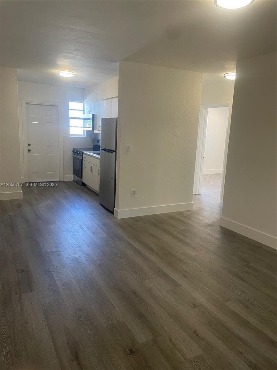 1831 NW 41st St #1833 photo 5