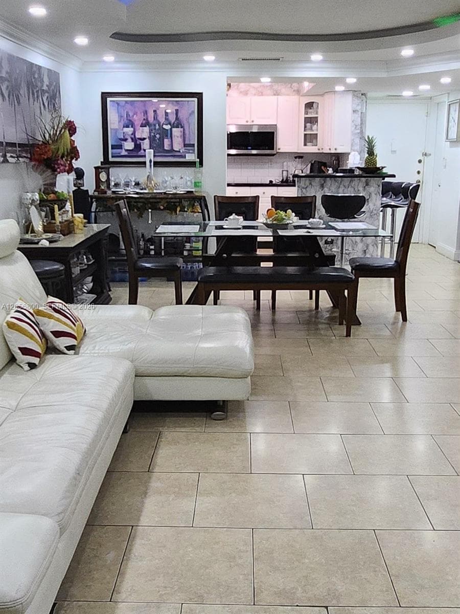 Commodore Plaza condo · #1701 in Aventura - Photo 3