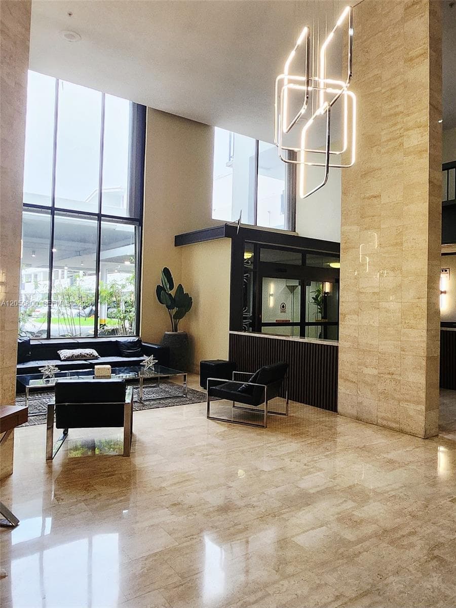 Commodore Plaza condo · #1701 in Aventura - Photo 14