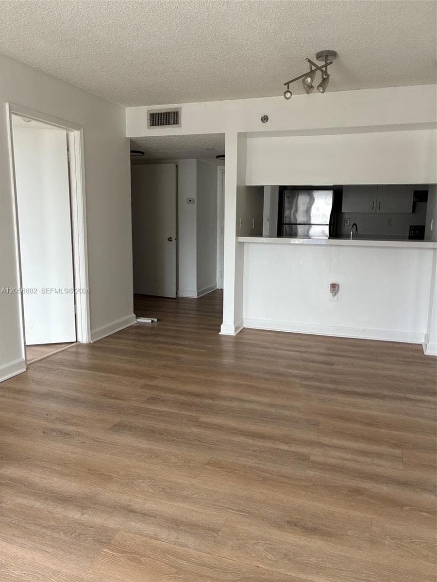 MADISON DOWNTOWN CONDO · #W-406 in Miami - Photo 8