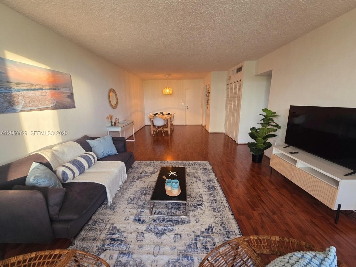 SOUTH BAY CLUB CONDO · #722 in Miami Beach - Photo 6