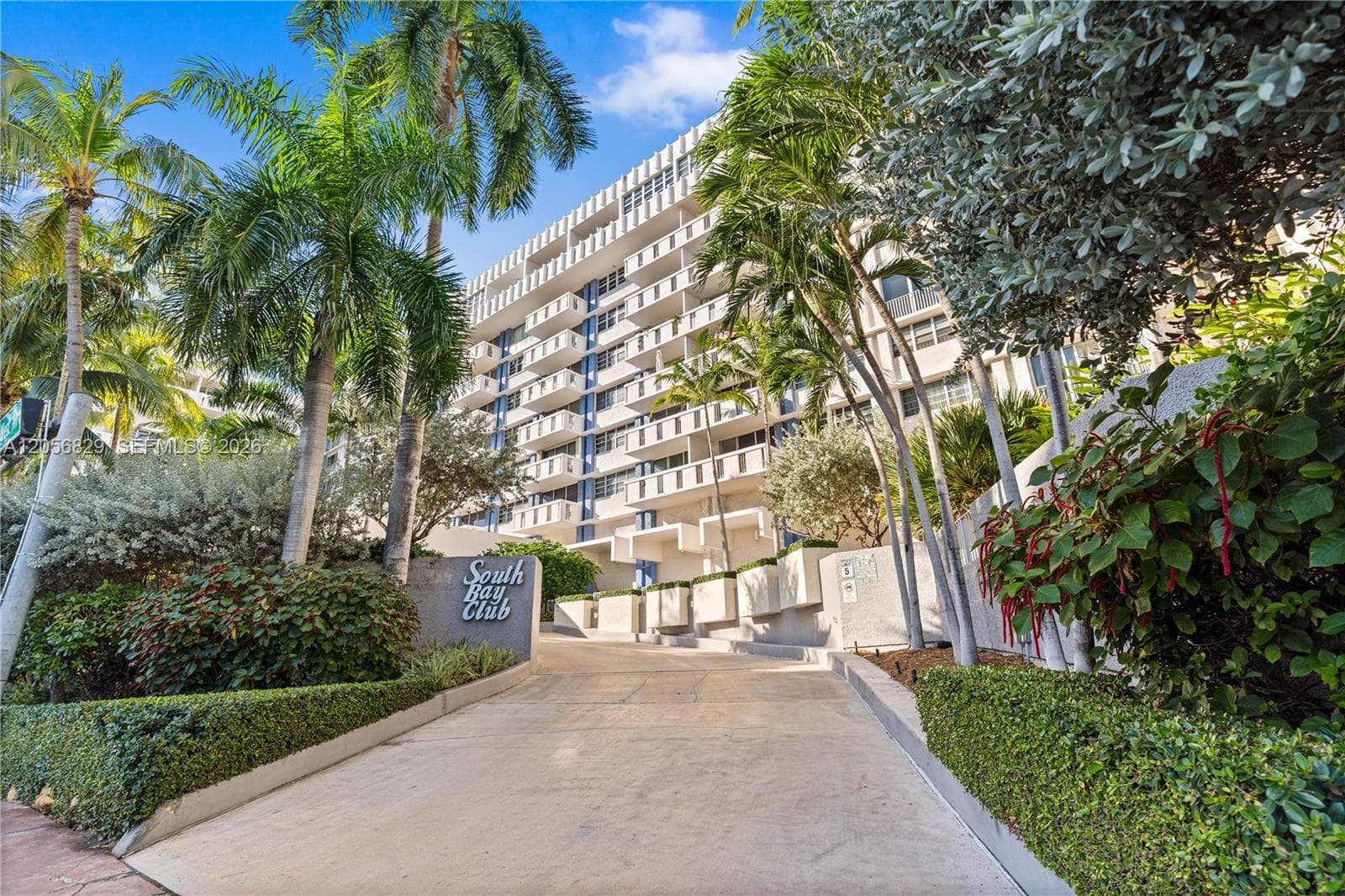 SOUTH BAY CLUB CONDO · #722 in Miami Beach - Photo 35