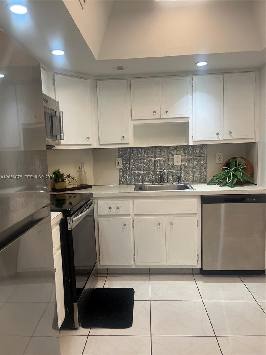 ARLEN HOUSE · #207 in Sunny Isles Beach - Photo 10