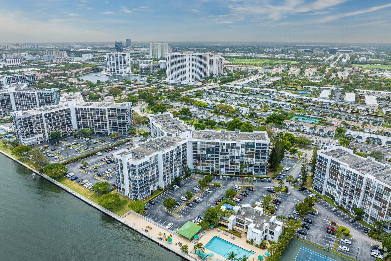 Oceanview Park · #410 in Hallandale Beach - Photo 6