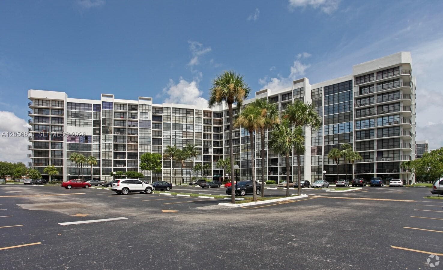 Oceanview Park · #410 in Hallandale Beach - Photo 4