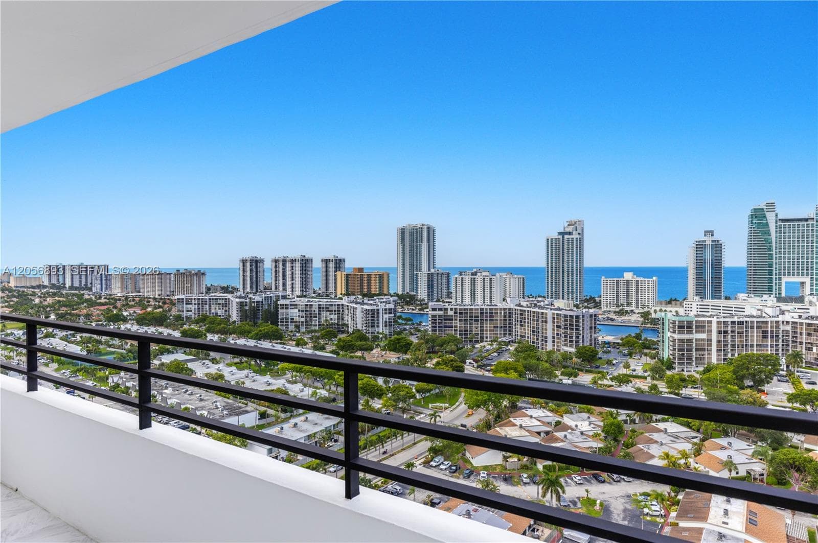 OLYMPUS CONDO · #2405 in Hallandale Beach - Photo 5