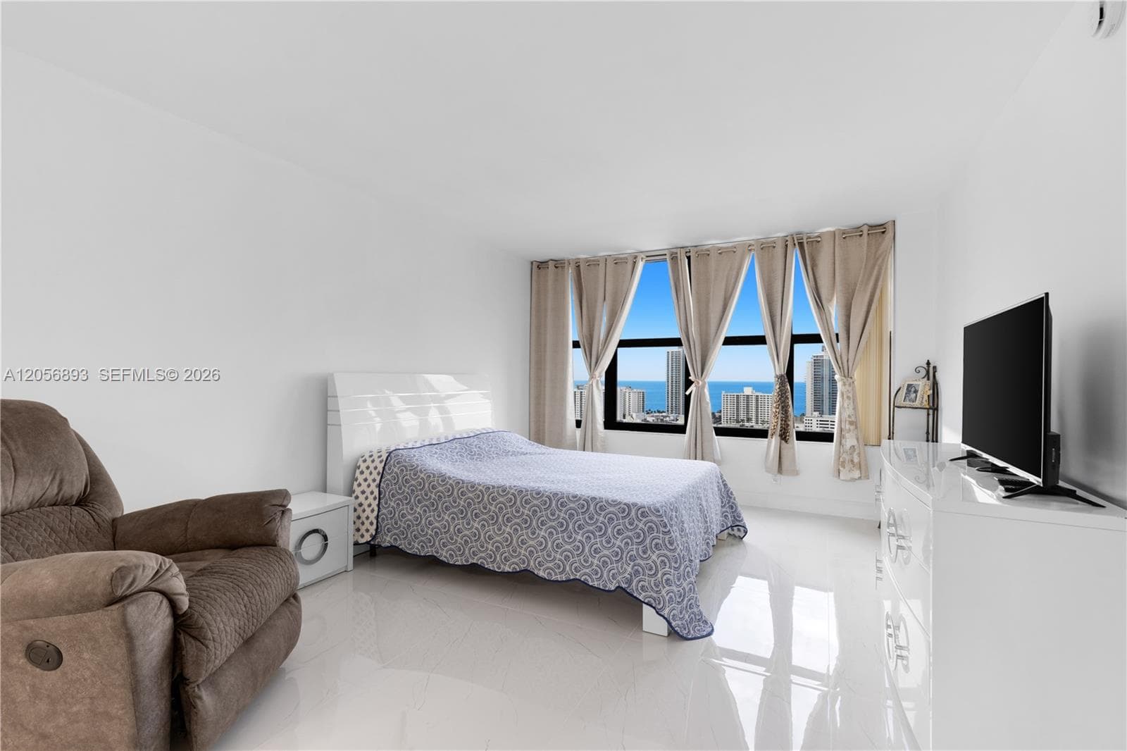 OLYMPUS CONDO · #2405 in Hallandale Beach - Photo 34