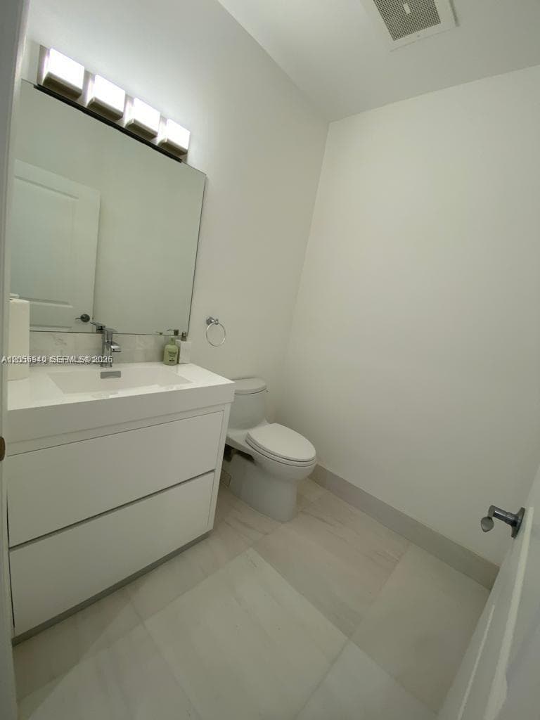 OCEAN MARINE YACHT CLUB C · #211 in Hallandale Beach - Photo 24