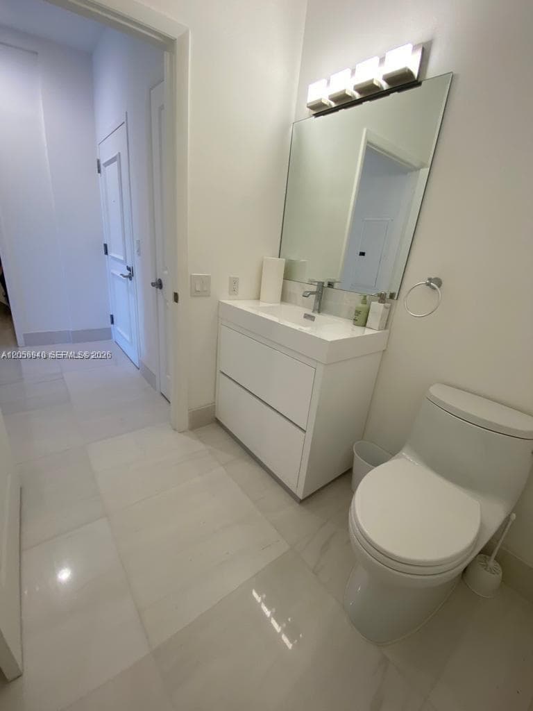 OCEAN MARINE YACHT CLUB C · #211 in Hallandale Beach - Photo 25