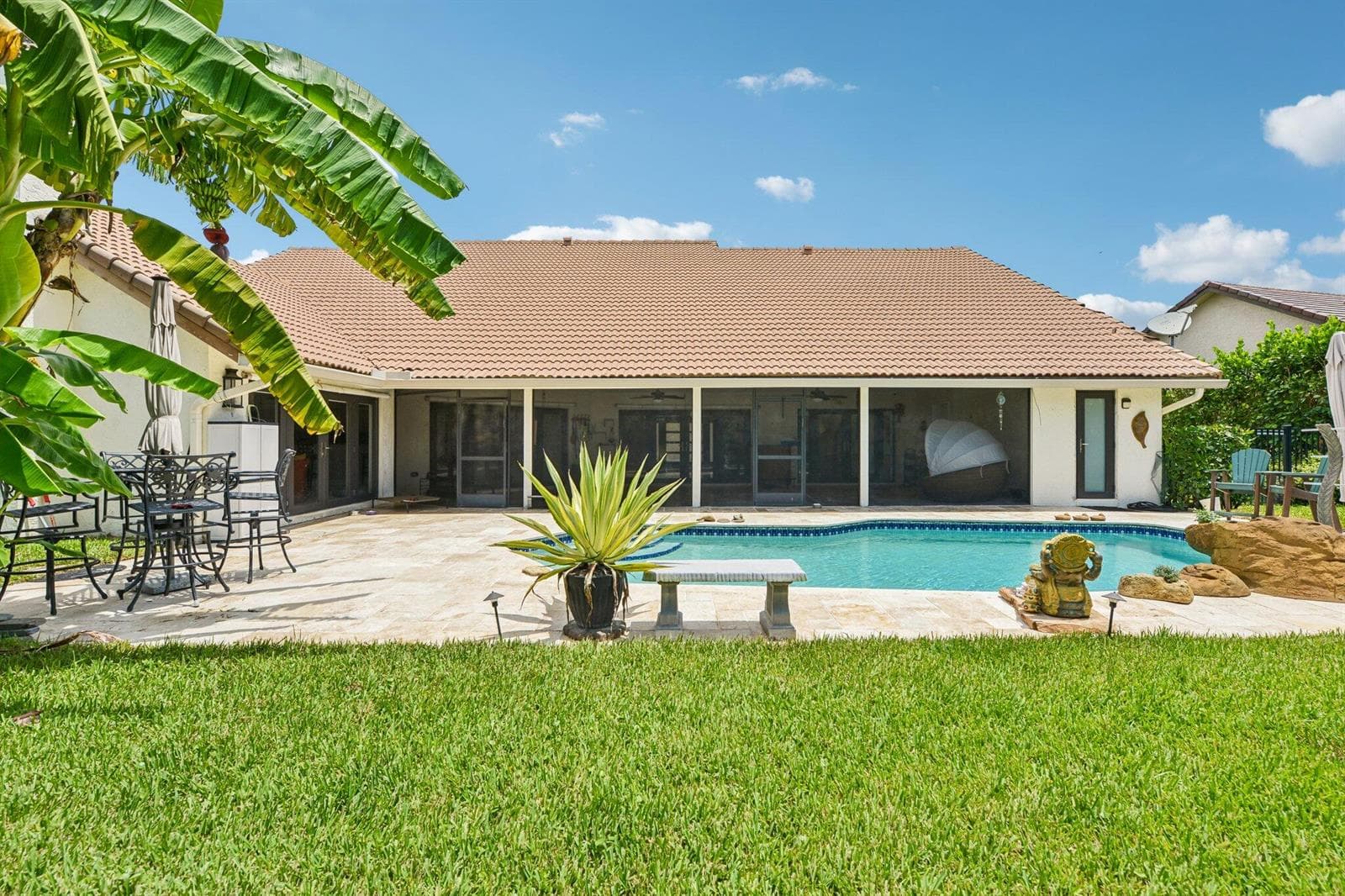 49-web-or-mls-Equestrian Dr-S1707-049