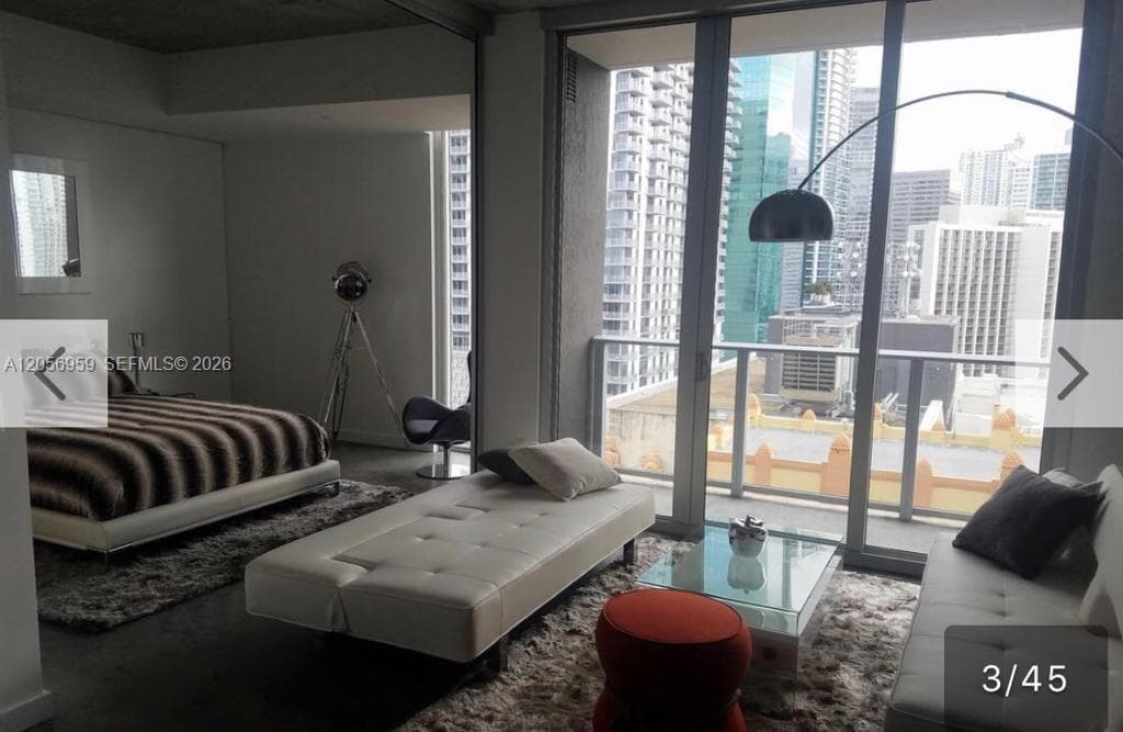 Centro · #1803 in Miami - Photo 12