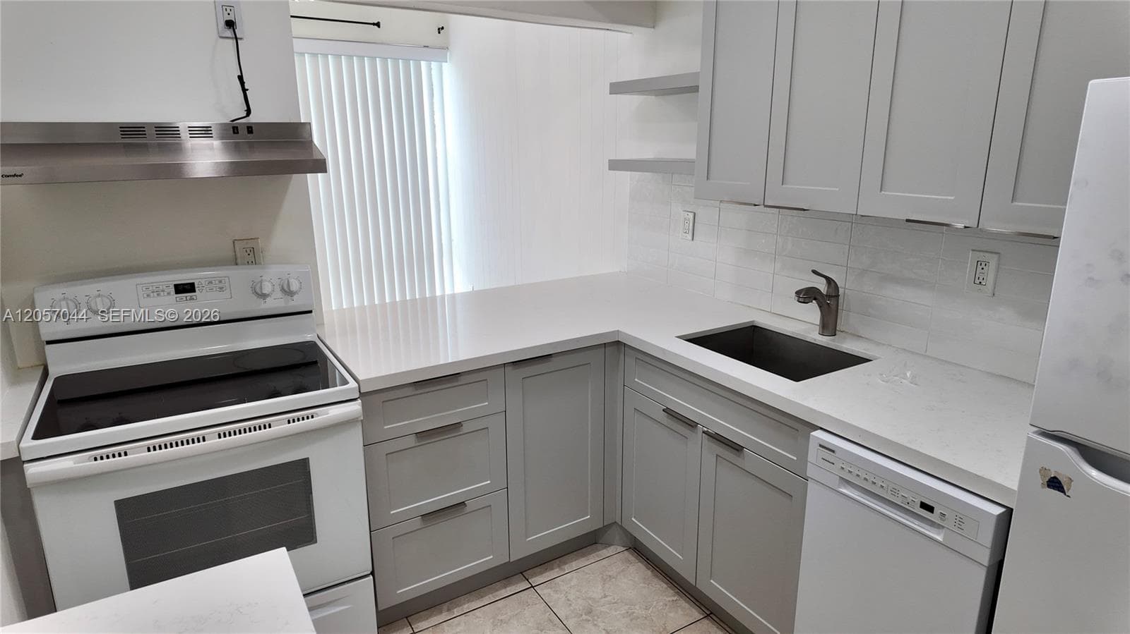 AVILA CONDO · #308 in Sunny Isles Beach - Photo 2
