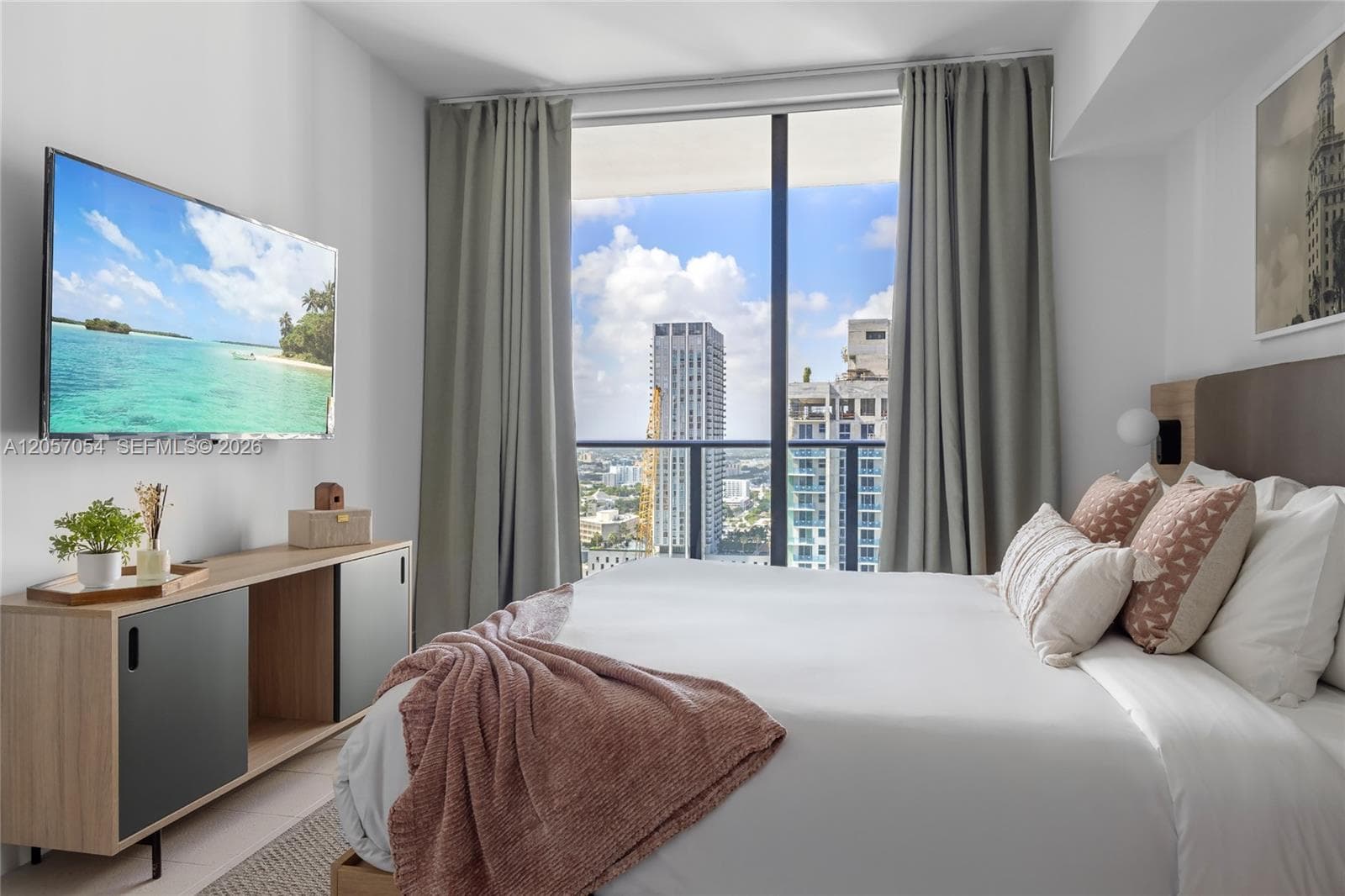 Gale Hotel & Residences (Natiivo) · #2704 in Miami - Photo 16