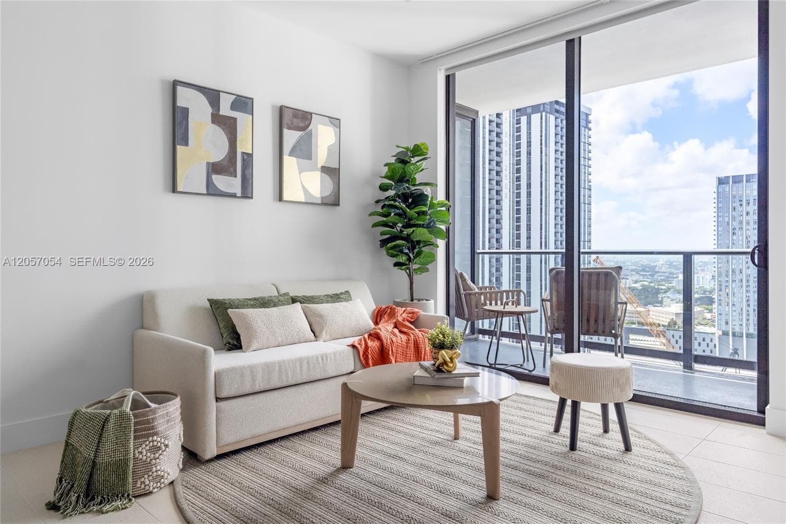 Gale Hotel & Residences (Natiivo) · #2704 in Miami - Photo 3