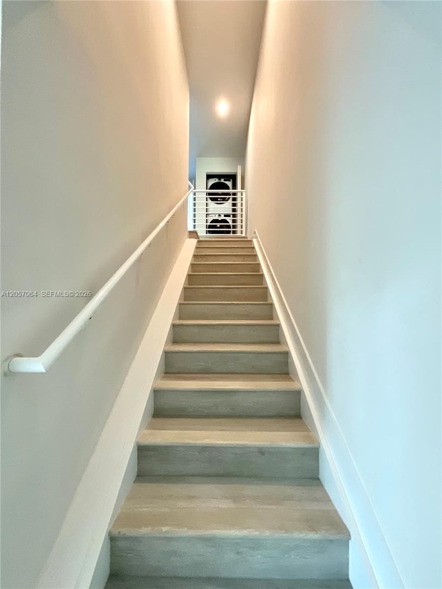 2555 NE 193rd St #2206 photo 12